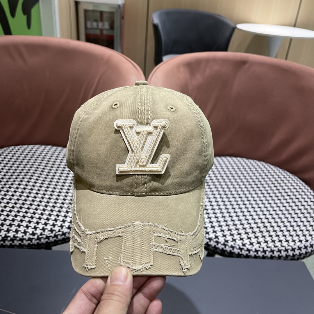  LV 路易威登2025新款经典休闲潮流款简约棒球帽🧢日韩风格，随便搭配都超好看！出门旅游，绝对要入手的