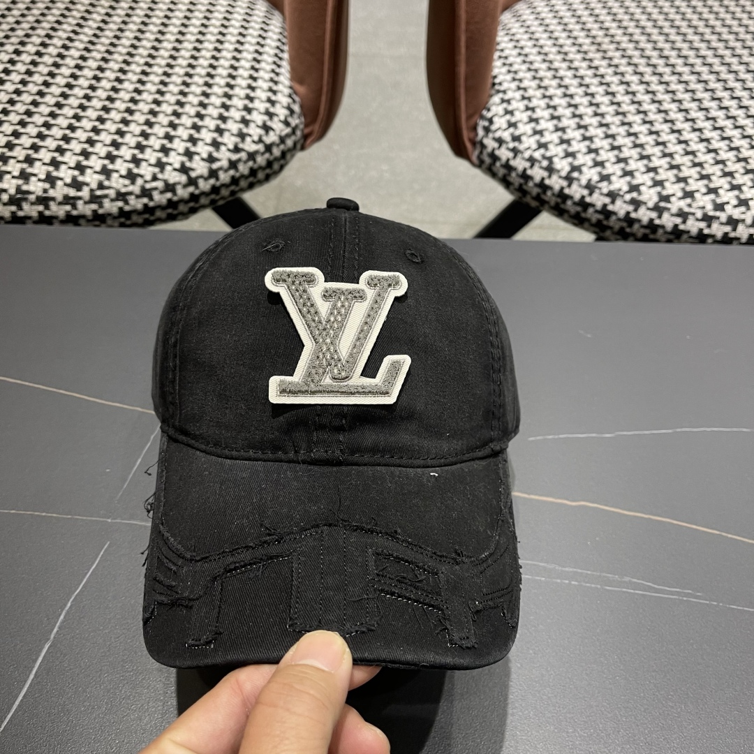  LV 路易威登2025新款经典休闲潮流款简约棒球帽🧢日韩风格，随便搭配都超好看！出门旅游，绝对要入手的