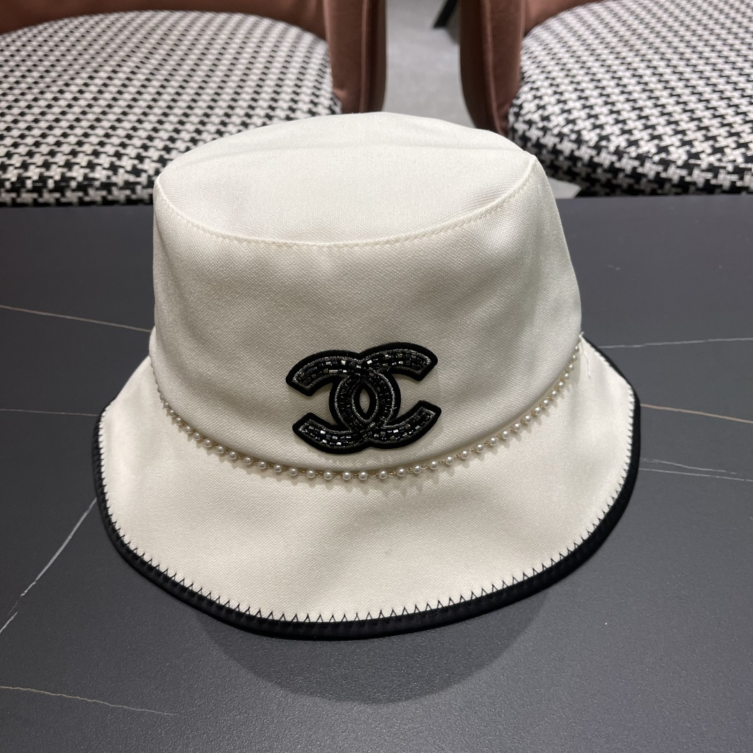 香奈儿火爆🔥全网春夏新款珍珠链条蝴蝶结渔夫帽来啦，超级显脸小，名媛法式风，可折叠收纳