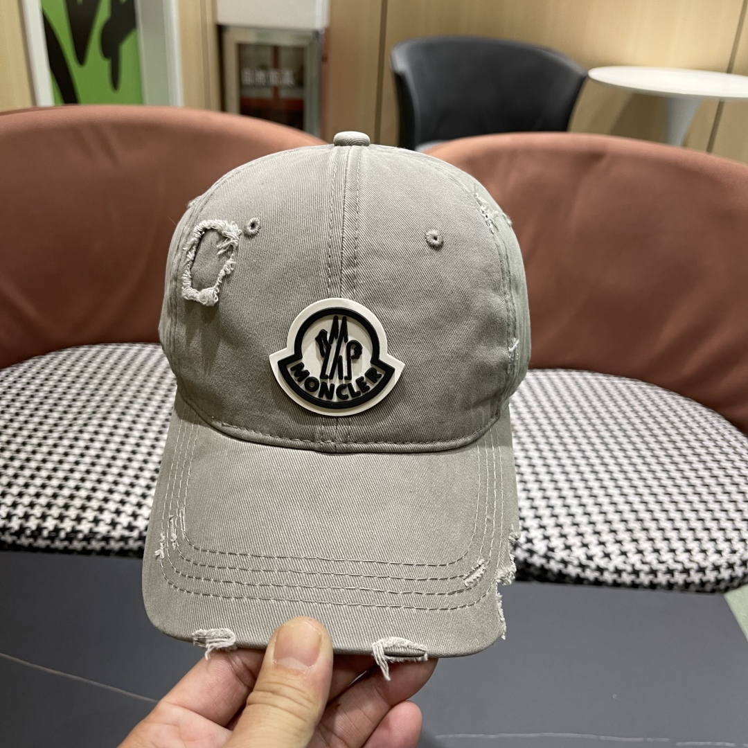  蒙口Moncler🆕春款新款个性棒球帽，透气性巨佳，四季佩戴款高颜值时尚单品！
男女同款