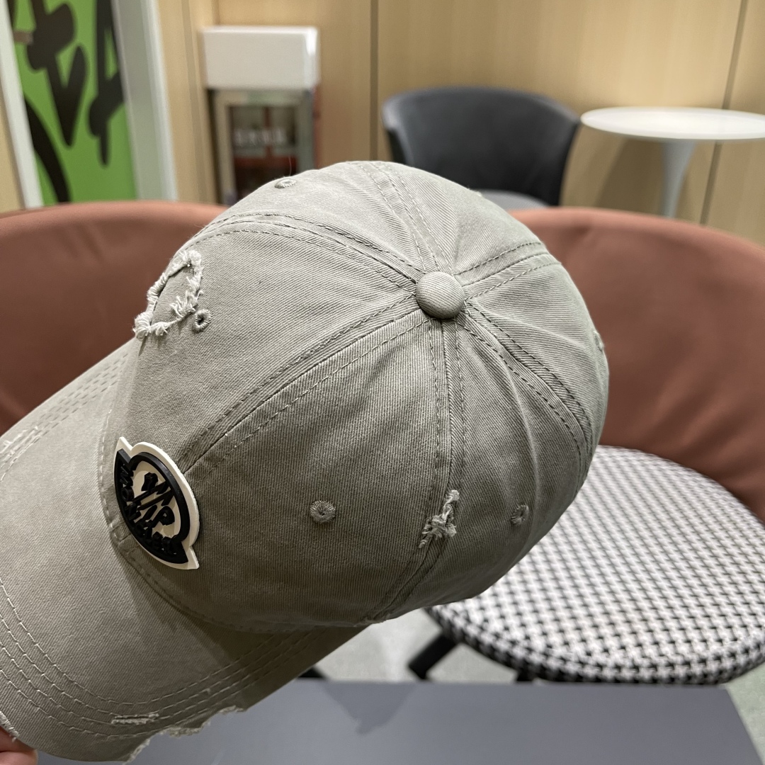  蒙口Moncler🆕春款新款个性棒球帽，透气性巨佳，四季佩戴款高颜值时尚单品！
男女同款