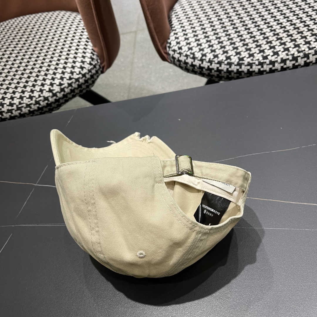  蒙口Moncler🆕春款新款个性棒球帽，高品质透气性巨佳，四季佩戴款
高颜值时尚单品！
男女同款