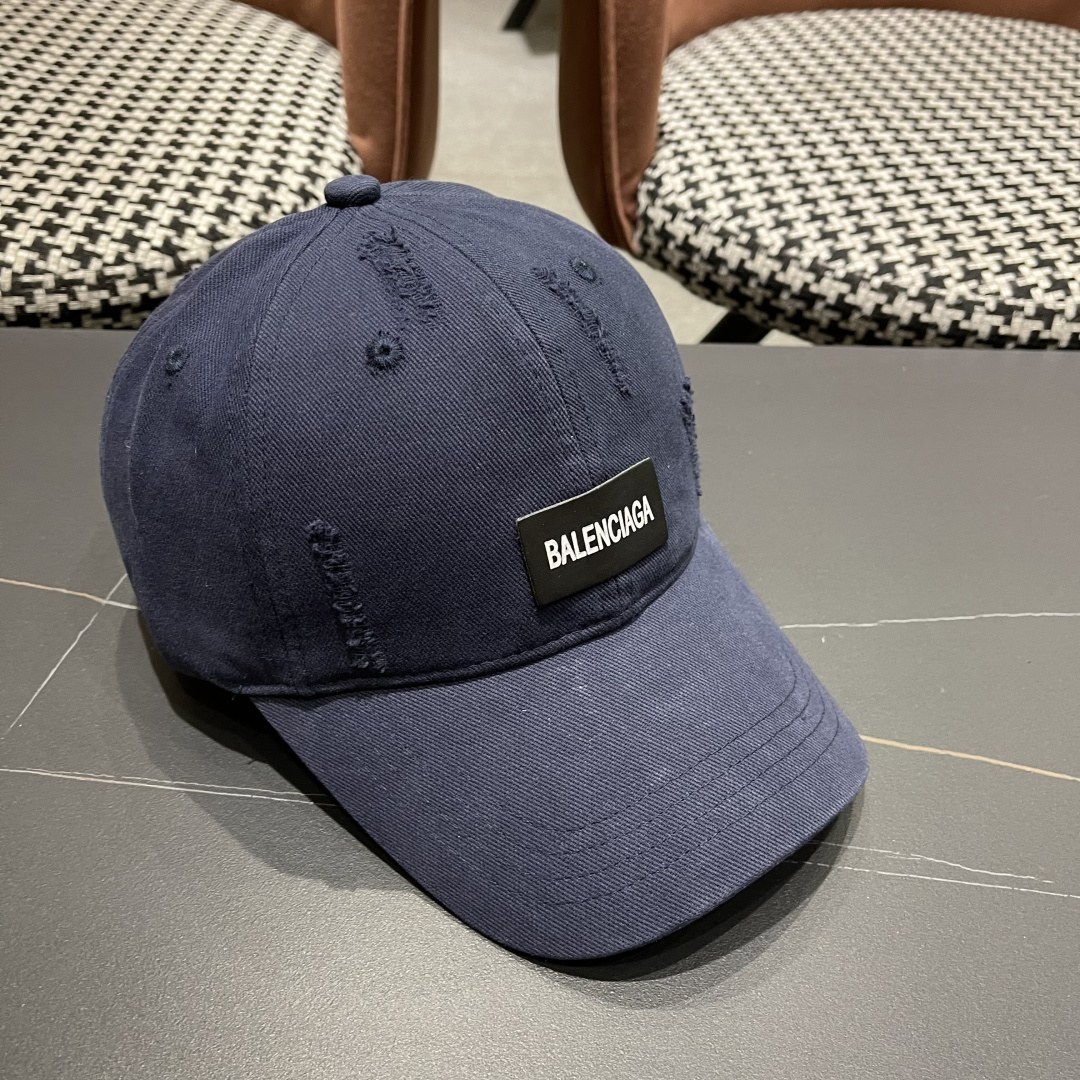  巴黎世家Balenciaga🧢棒球帽♥️质量非常棒👍休闲时尚🌼百搭款♥️男女同款！