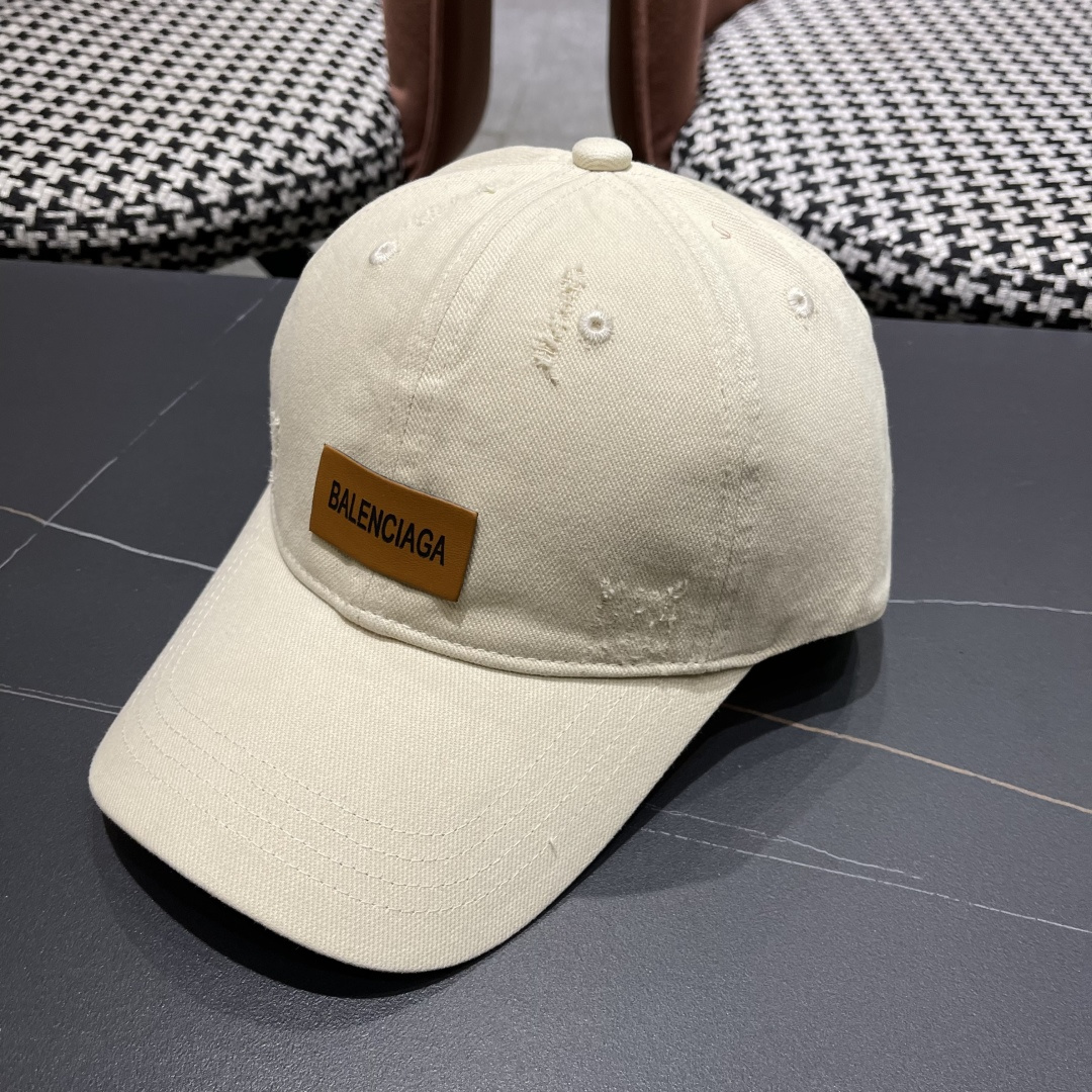  巴黎世家Balenciaga🧢棒球帽♥️质量非常棒👍休闲时尚🌼百搭款♥️男女同款！