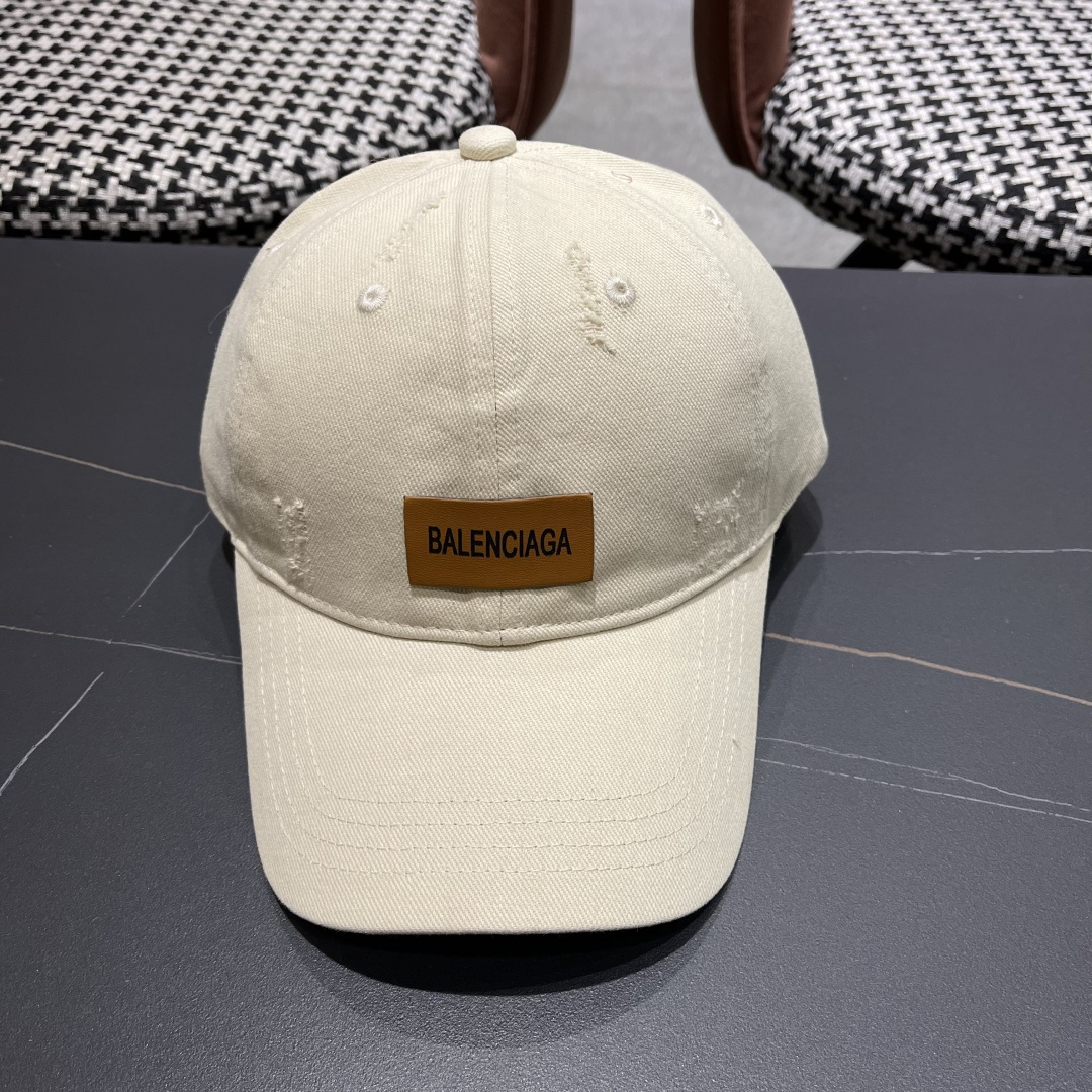  巴黎世家Balenciaga🧢棒球帽♥️质量非常棒👍休闲时尚🌼百搭款♥️男女同款！