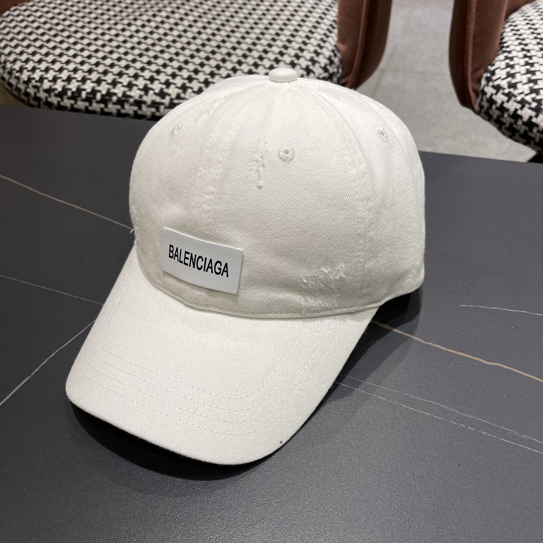  巴黎世家Balenciaga🧢棒球帽♥️质量非常棒👍休闲时尚🌼百搭款♥️男女同款！