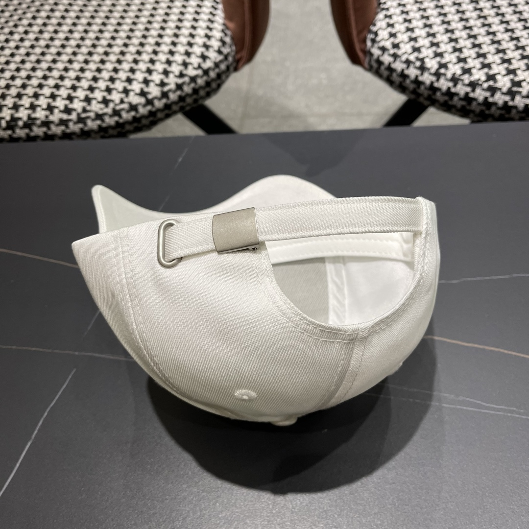 💛【CELINE赛琳】2025新款简约棒球帽，新款出货，大牌款超好搭配，赶紧入手！