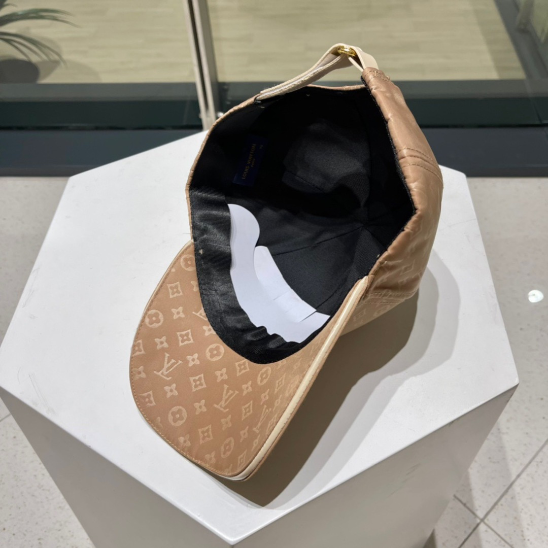 【LV】专柜新款棒球帽，大牌同步，超好搭配，出货！