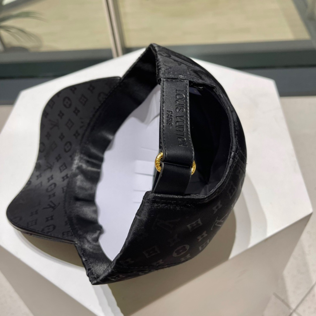 【LV】专柜新款棒球帽，大牌同步，超好搭配，出货！