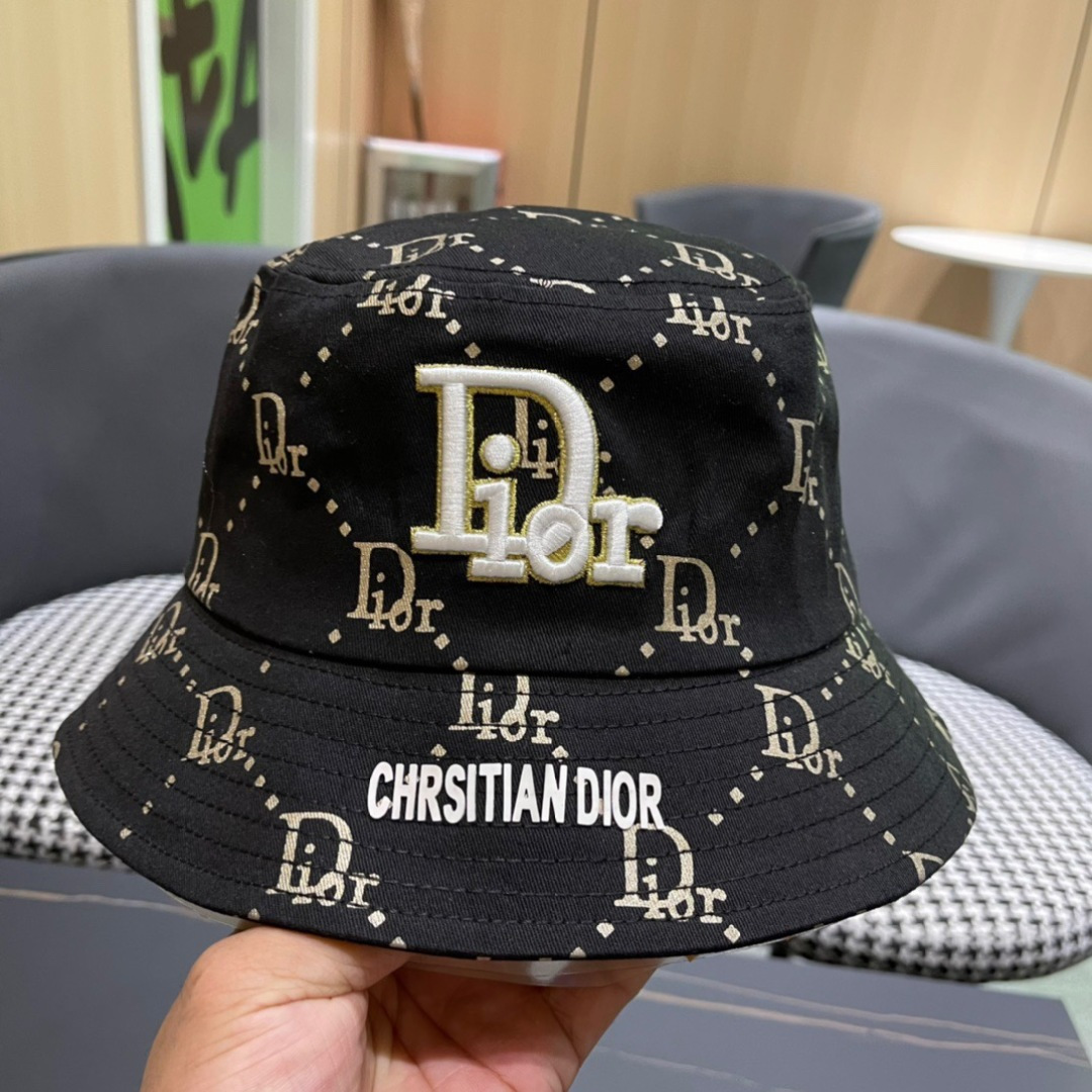 Dior 迪奥 新款原单渔夫帽， 精致純也格调很有感觉，很酷很时尚，专柜断货热门，质量超赞