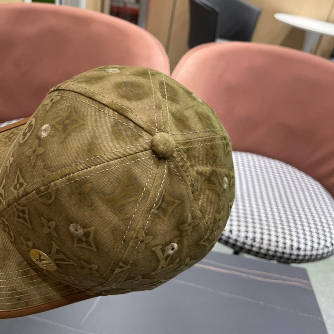  新款出货！LV路易威登新款原单棒球帽， 专柜11开模订制，轻盈透气！质量超赞，