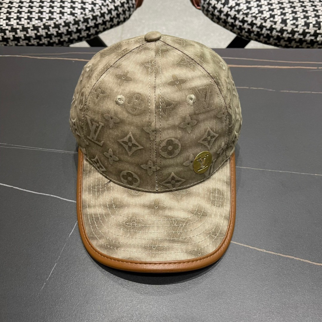  新款出货！LV路易威登新款原单棒球帽， 专柜11开模订制，轻盈透气！质量超赞，
