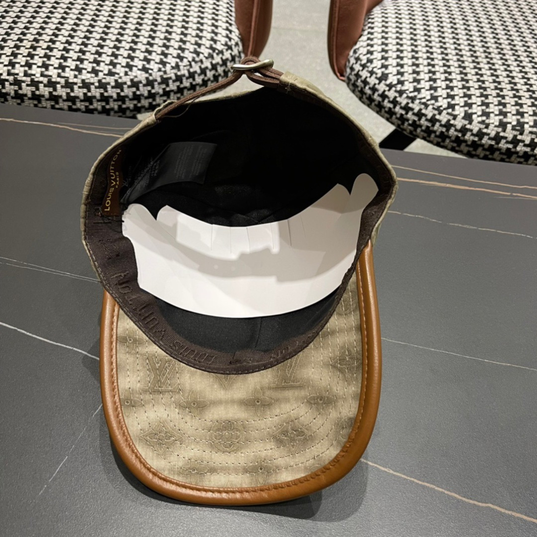 新款出货！LV路易威登新款原单棒球帽， 专柜11开模订制，轻盈透气！质量超赞，
