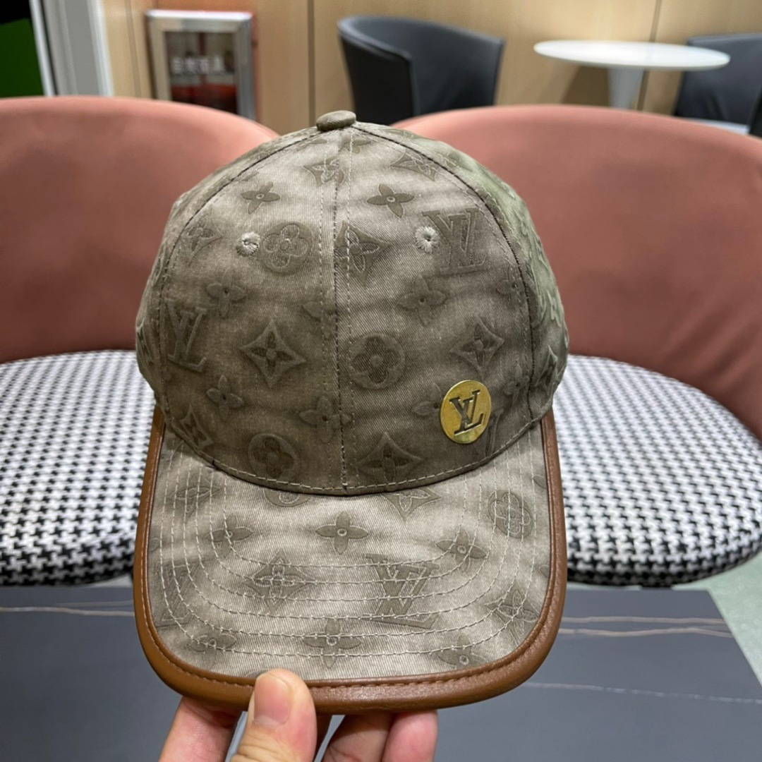  新款出货！LV路易威登新款原单棒球帽， 专柜11开模订制，轻盈透气！质量超赞，