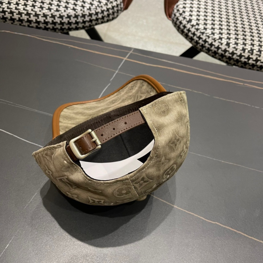  新款出货！LV路易威登新款原单棒球帽， 专柜11开模订制，轻盈透气！质量超赞，