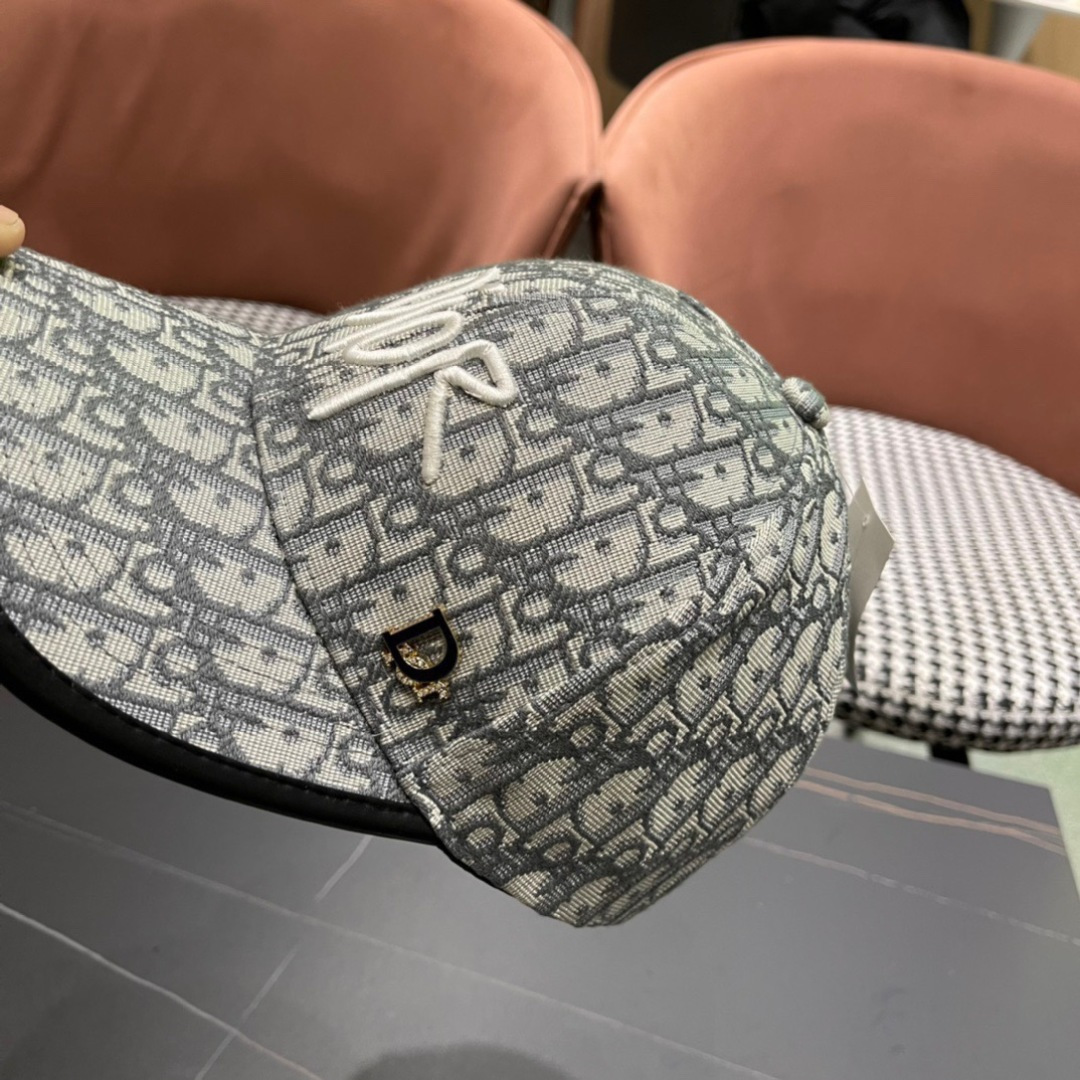  Dior迪奥新‮棒款‬球帽，原‮品单‬质，出街必备