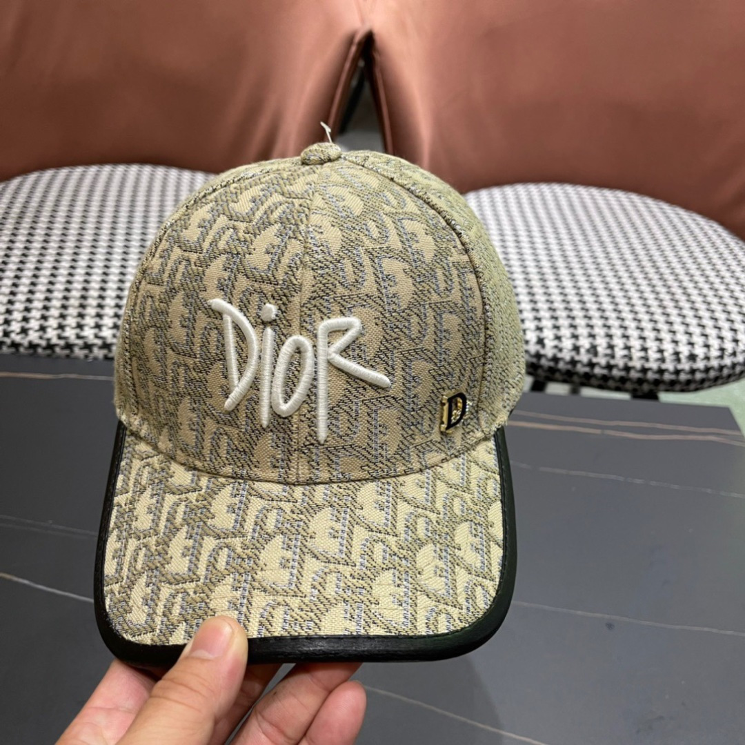  Dior迪奥新‮棒款‬球帽，原‮品单‬质，出街必备