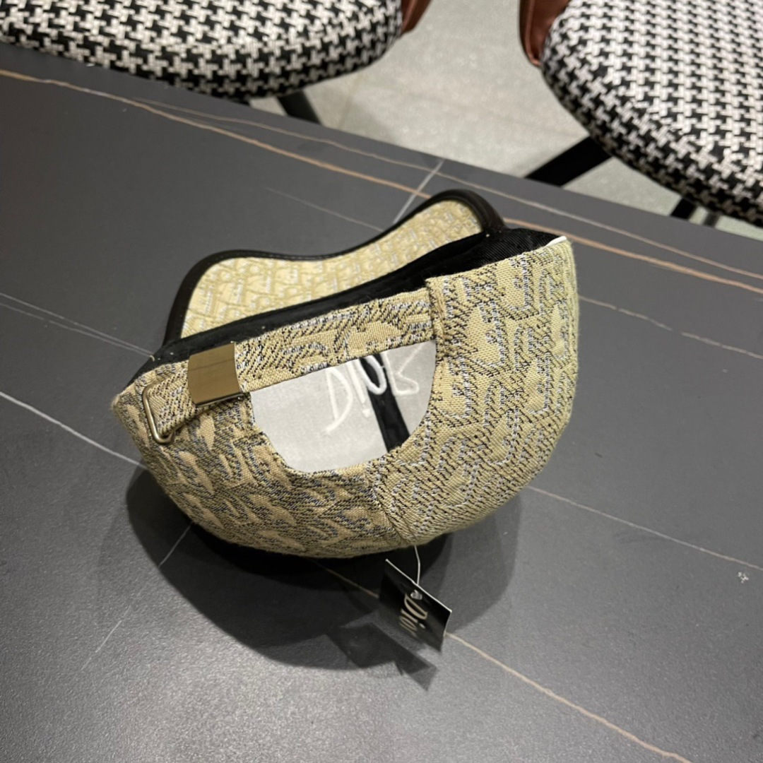  Dior迪奥新‮棒款‬球帽，原‮品单‬质，出街必备