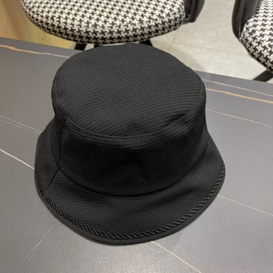  CELINE赛琳 秋冬新款韩版百搭显脸小遮阳防晒渔夫帽