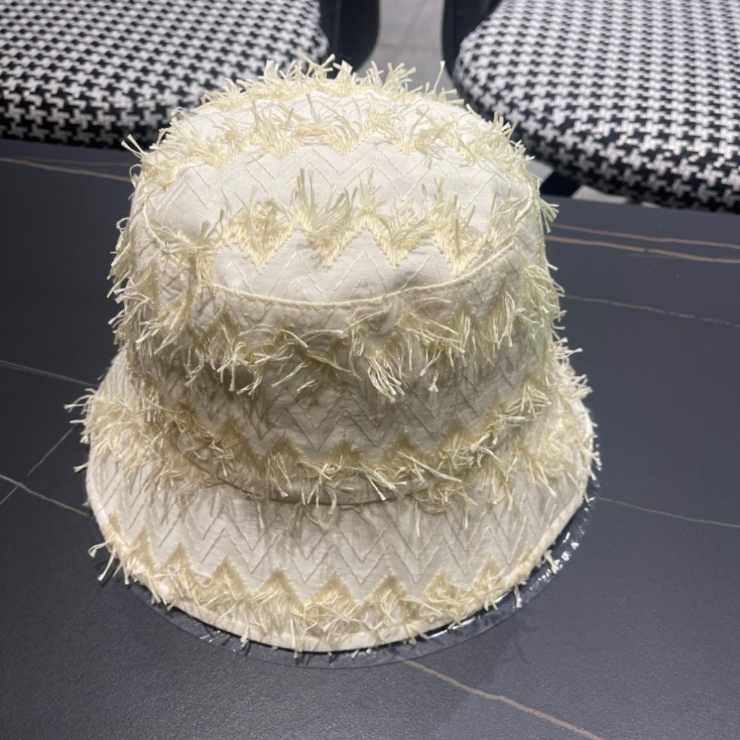 【CELINE赛琳】春夏款简约渔夫帽，大牌款超好搭配，赶紧入手！