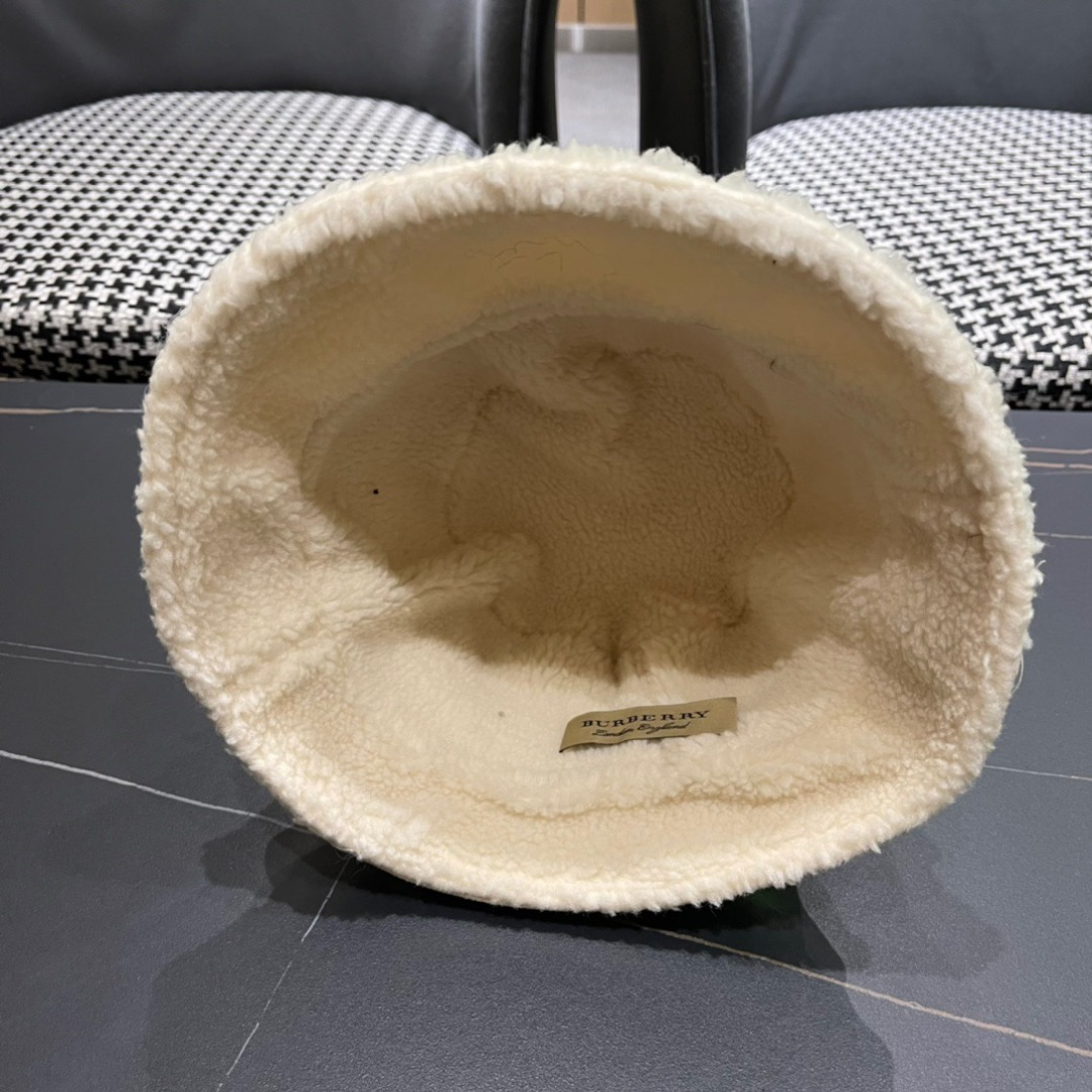 BURBERRY巴宝莉 2024秋冬女韩版潮流水桶帽保暖羊羔毛绒显脸小网红盆帽