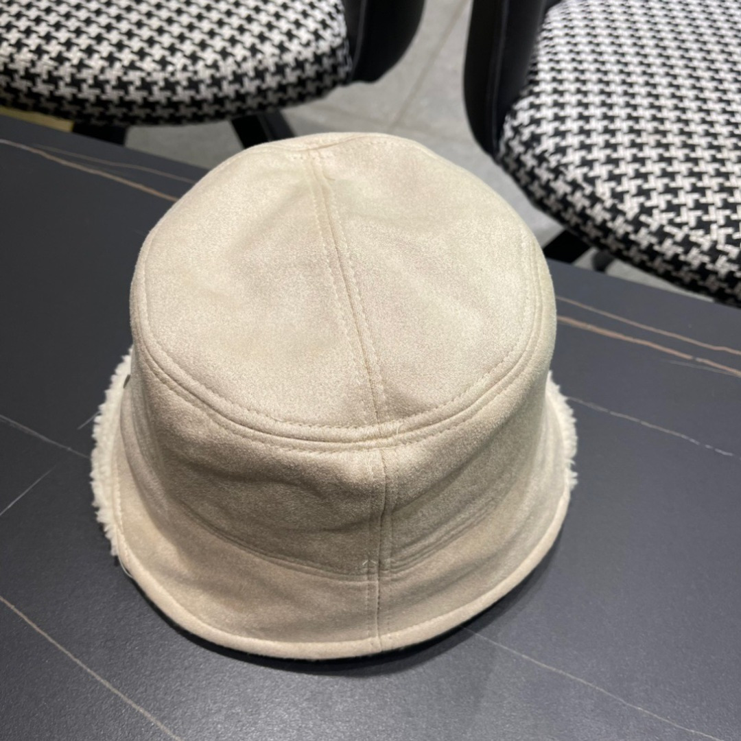 BURBERRY巴宝莉 2024秋冬女韩版潮流水桶帽保暖羊羔毛绒显脸小网红盆帽