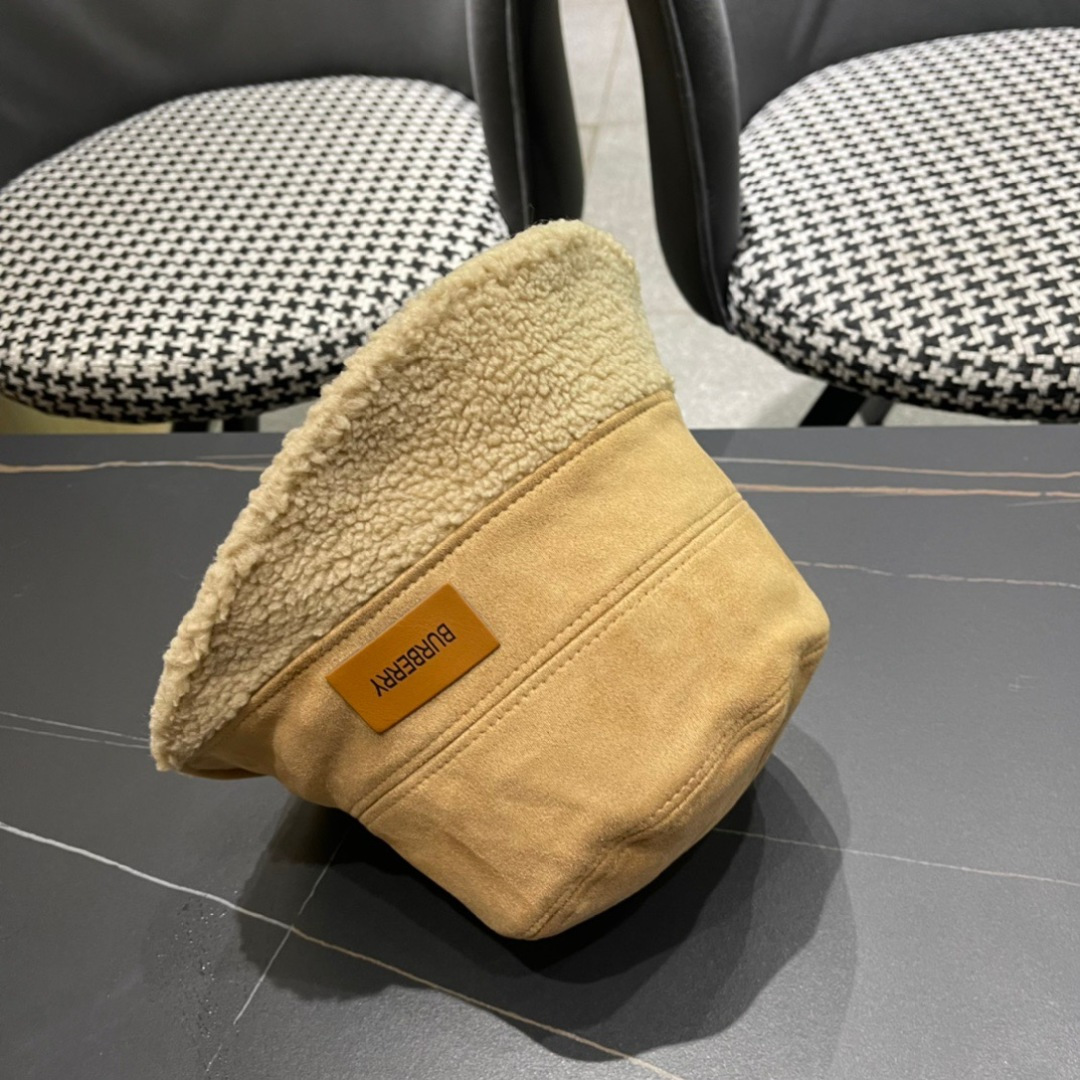 BURBERRY巴宝莉 2024秋冬女韩版潮流水桶帽保暖羊羔毛绒显脸小网红盆帽