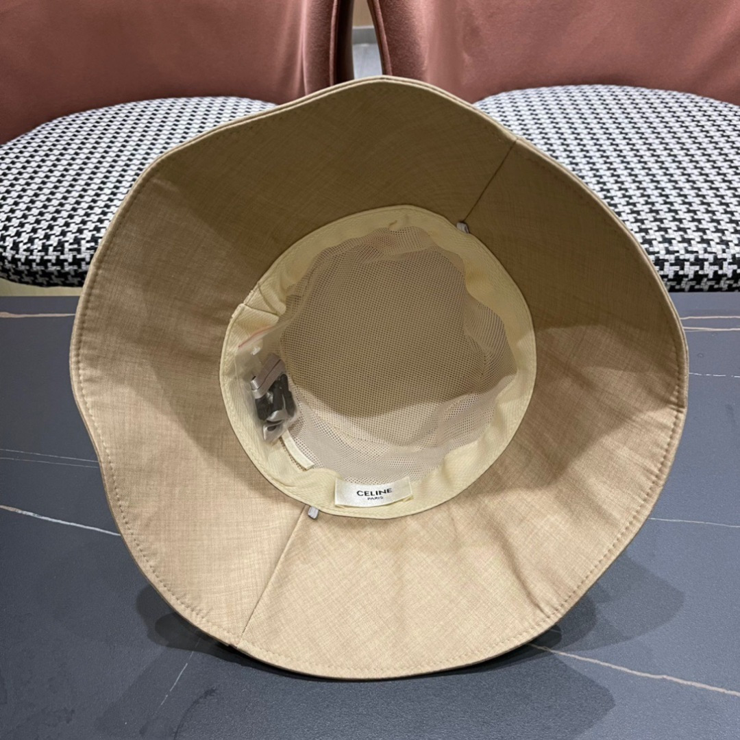  赛琳 CELINE2025新款拼色小桶帽渔夫帽～简约大气
🔅独特拼接设计 夏季新品～
