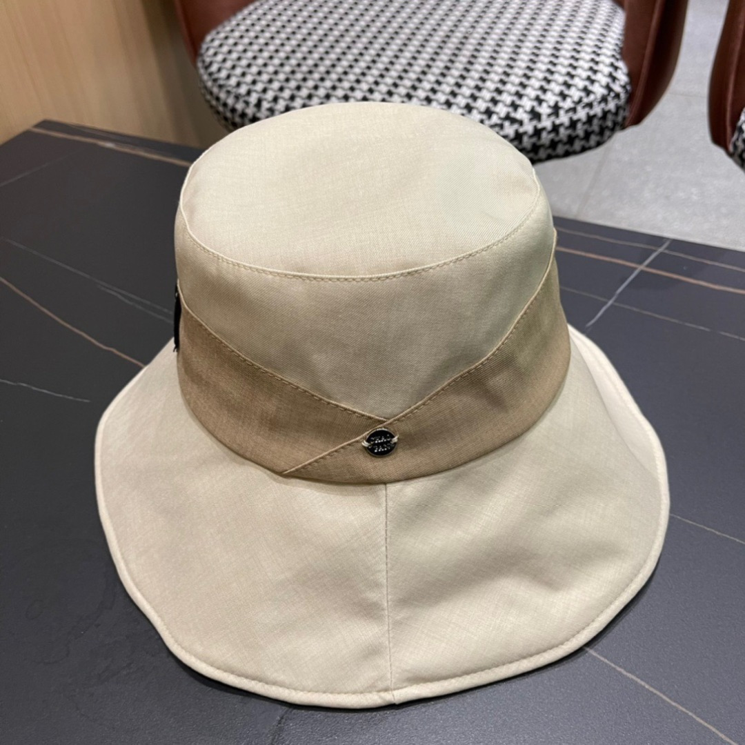  赛琳 CELINE2025新款拼色小桶帽渔夫帽～简约大气
🔅独特拼接设计 夏季新品～