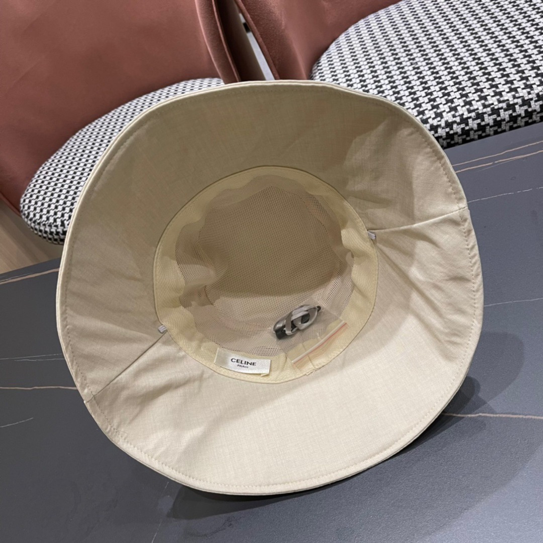  赛琳 CELINE2025新款拼色小桶帽渔夫帽～简约大气
🔅独特拼接设计 夏季新品～
