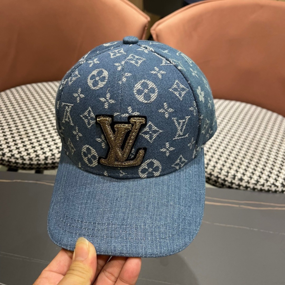  LV(路易威登)新款早秋原单棒球帽，专柜11开模订制，精细刺绣！质量超赞，基础头围56，贴片可调节。