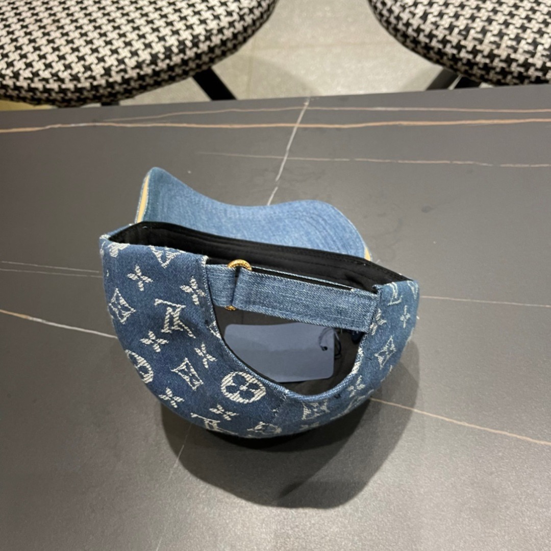  LV(路易威登)新款早秋原单棒球帽，专柜11开模订制，精细刺绣！质量超赞，基础头围56，贴片可调节。