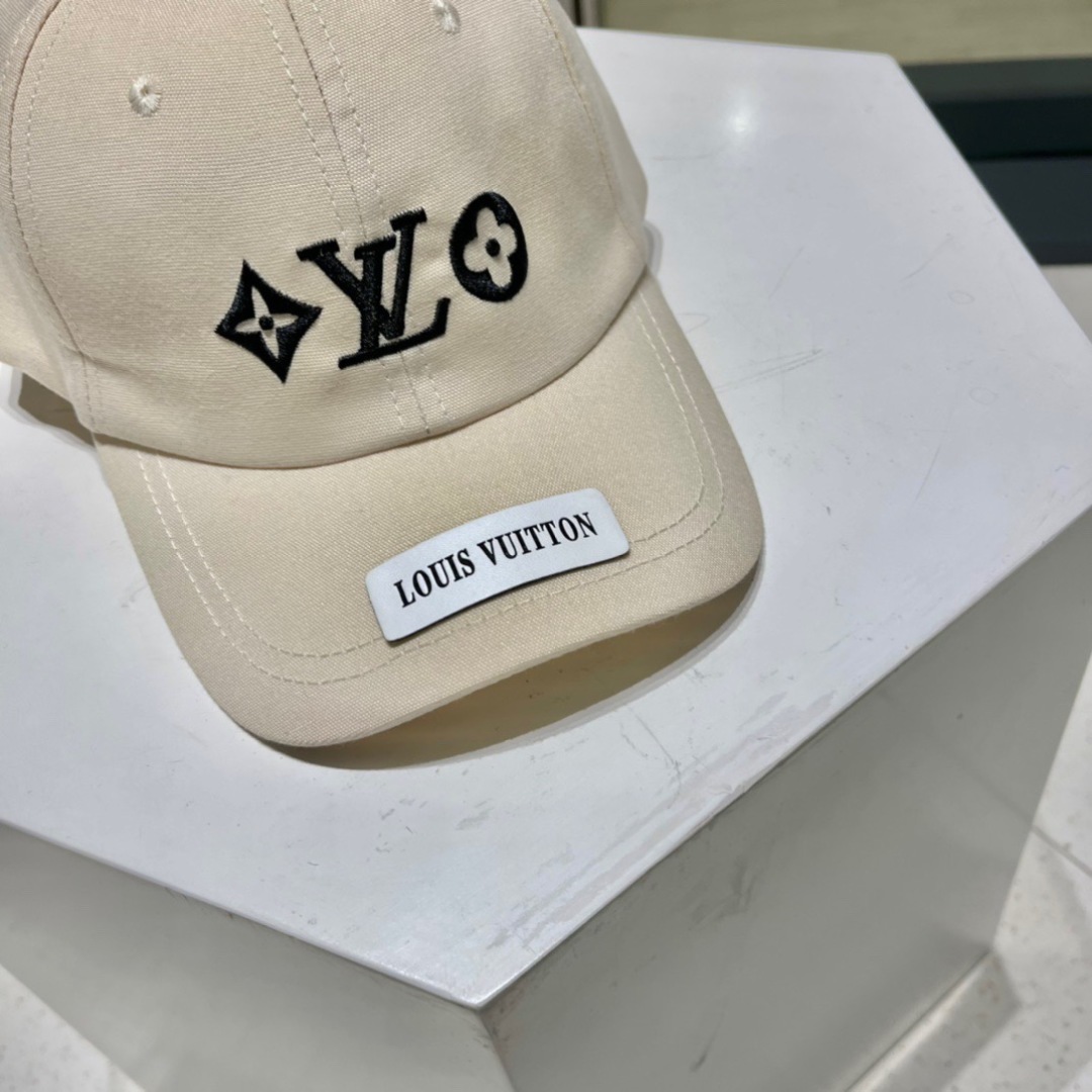 【LV】2025新款专柜同步棒球帽，专柜同步出货，大牌款超好搭配，赶紧入手！