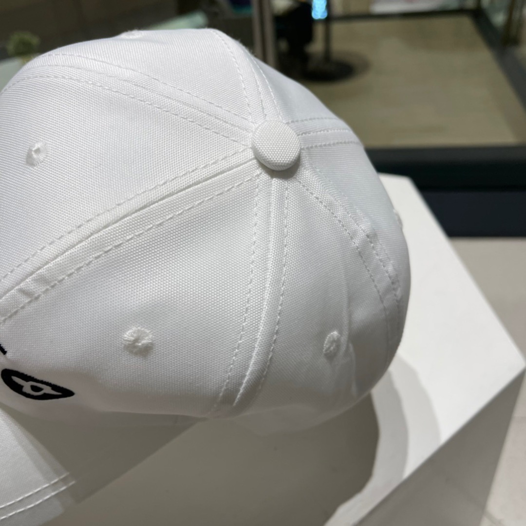 【LV】2025新款专柜同步棒球帽，专柜同步出货，大牌款超好搭配，赶紧入手！