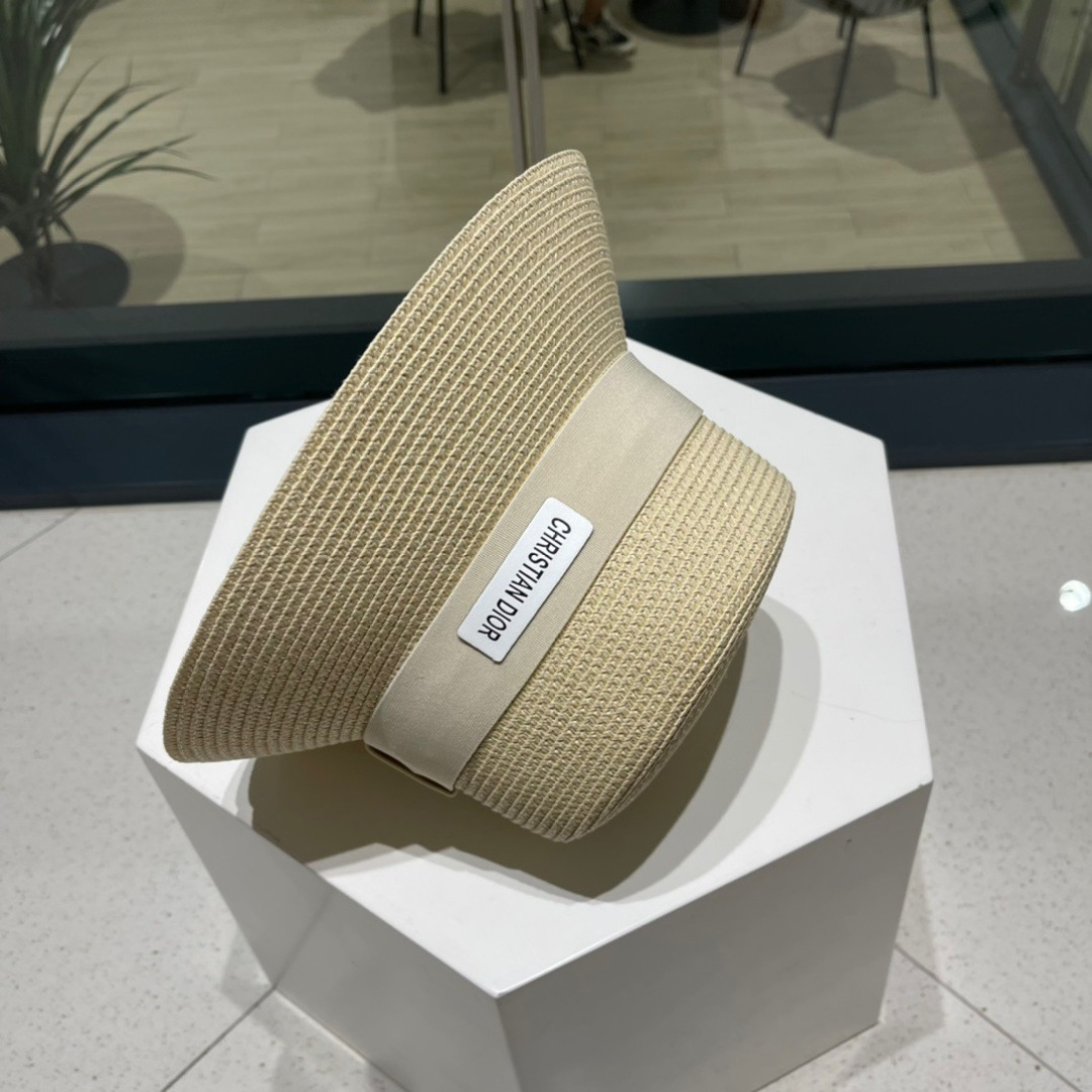  Dior迪奥新款草帽，平顶桶帽头