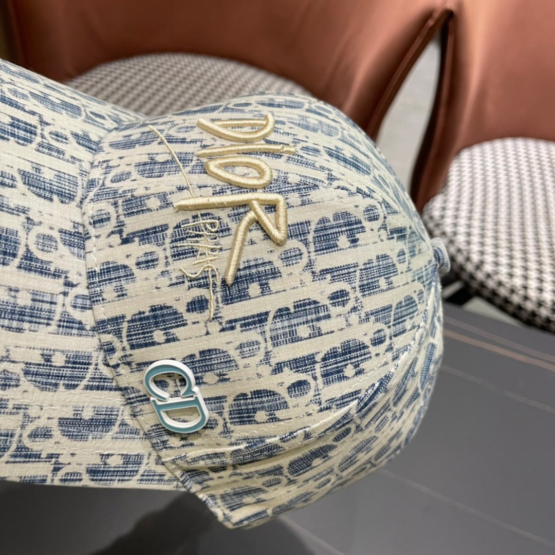 棒球帽   渔夫帽 Dior迪奥，2025早春新款潮流，高端做工！很好搭配！