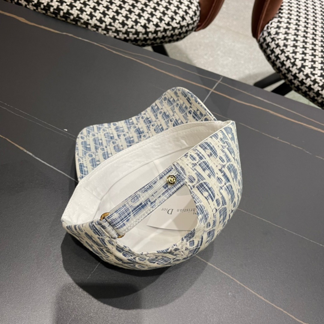 棒球帽   渔夫帽 Dior迪奥，2025早春新款潮流，高端做工！很好搭配！