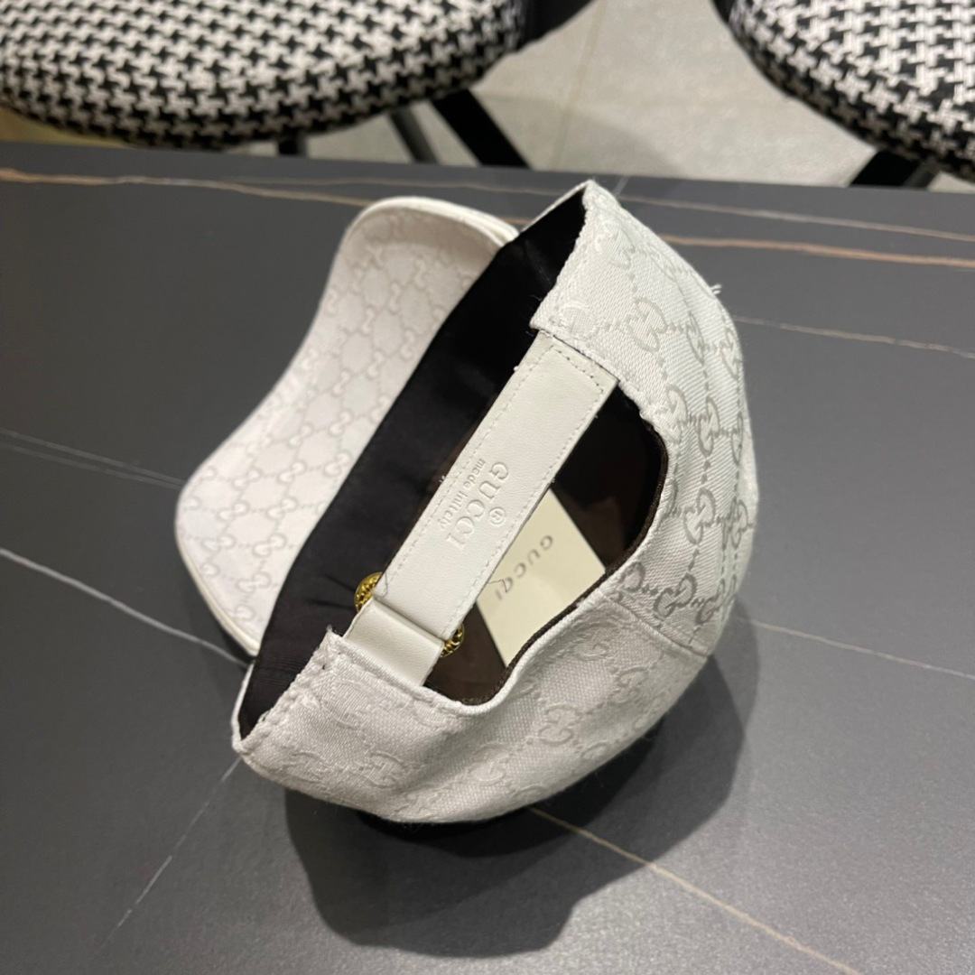  Gucci(古奇)经典原单棒球帽😍专柜11开模订制，最高版本，原版帆布轻盈透气！实物拍摄，四季百搭男女