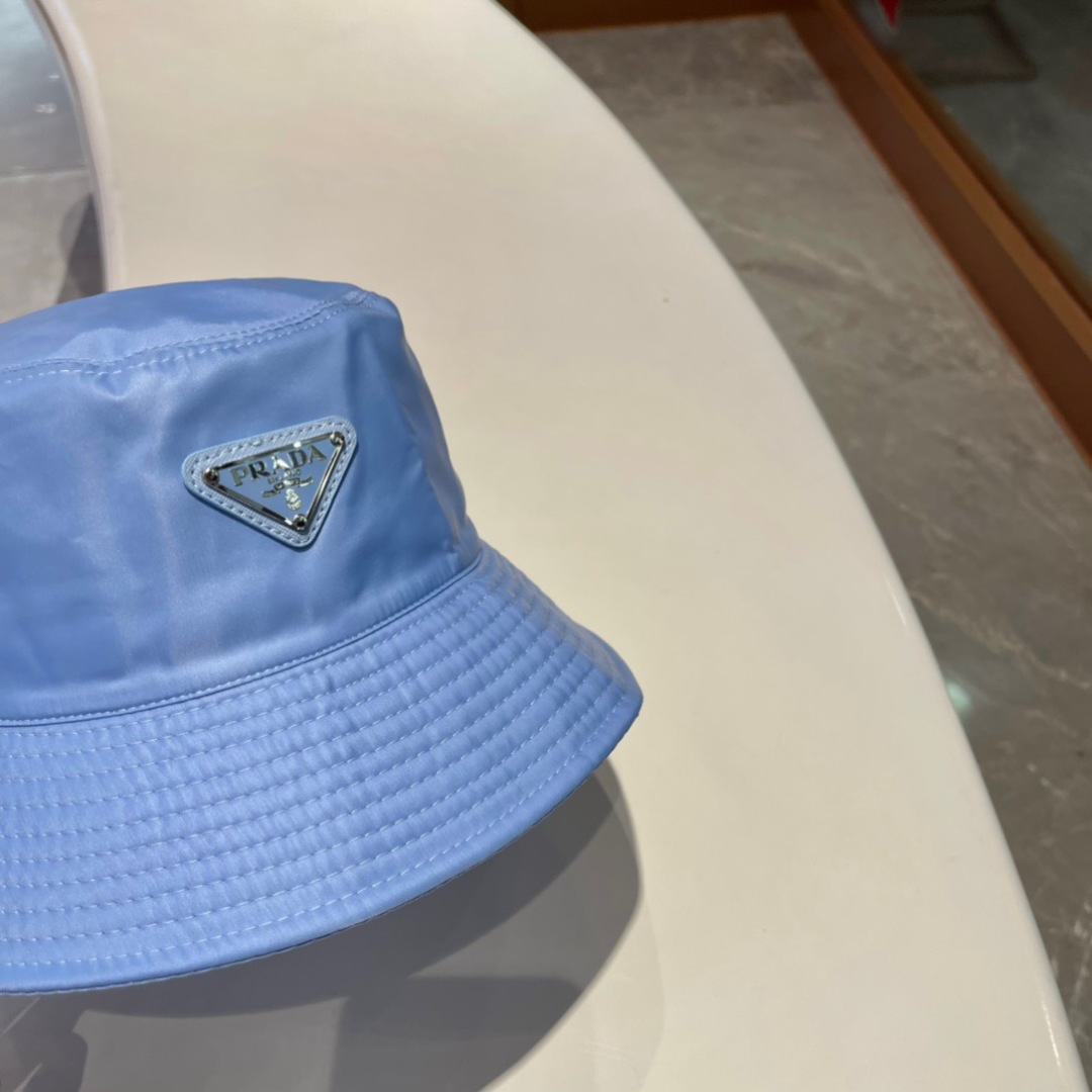 普拉达PRADA，高版本五金配件原单品质渔夫帽到货，透气舒适，防紫外线，一比一代购款，外部线条定位标准，