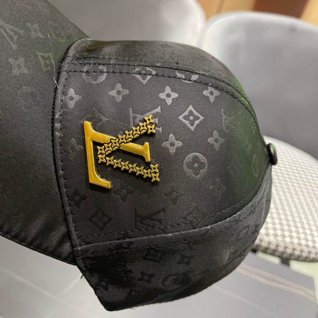 【LV路易威登】2025新款大牌棒球帽，专柜经典款，男女通用

