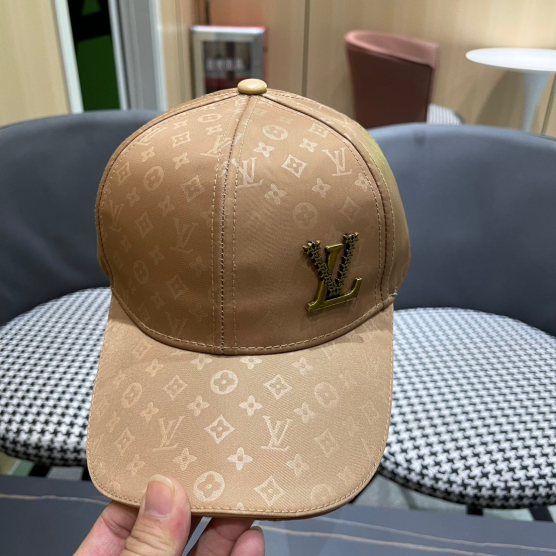 【LV路易威登】2025新款大牌棒球帽，专柜经典款，男女通用


