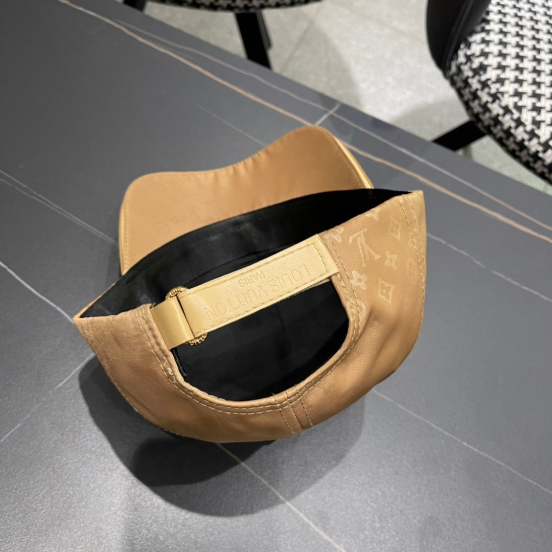 【LV路易威登】2025新款大牌棒球帽，专柜经典款，男女通用

