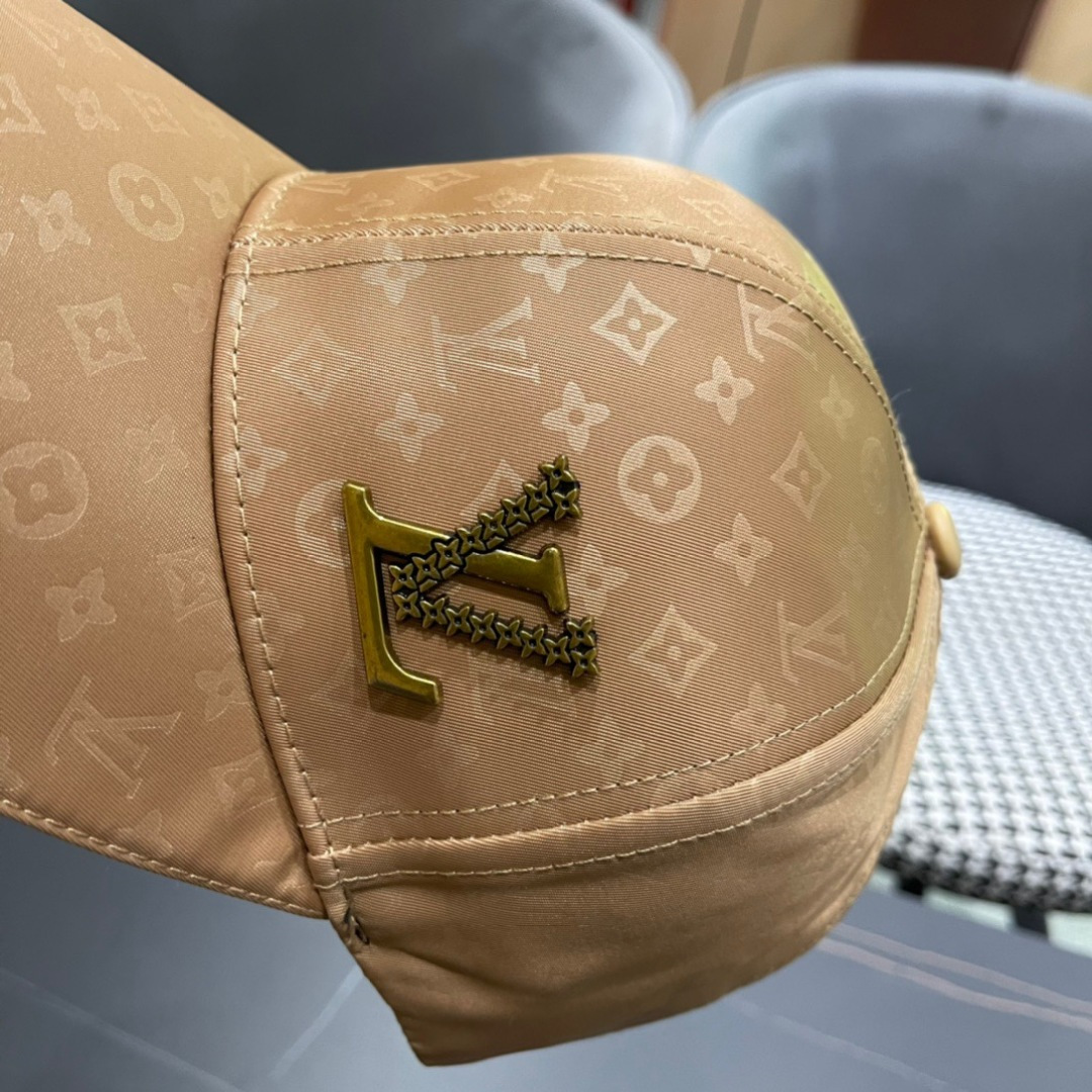【LV路易威登】2025新款大牌棒球帽，专柜经典款，男女通用

