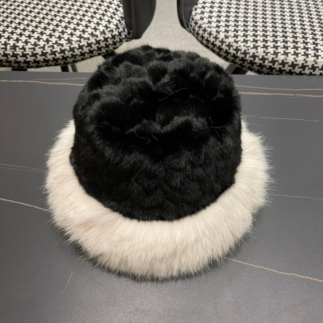 CELINE赛琳 简约秋冬款毛绒绒渔夫帽🧢日韩风格，随便搭配都超好看！出门旅游，绝对要入手的一款