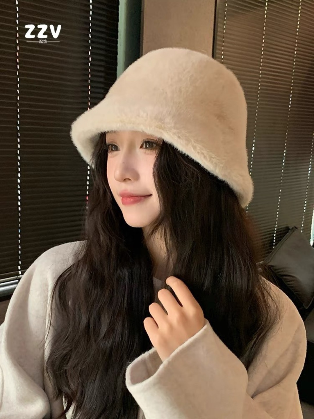 GUCCI古奇 2024秋冬款渔夫帽，毛绒绒的非常舒服 大牌款超好搭配，