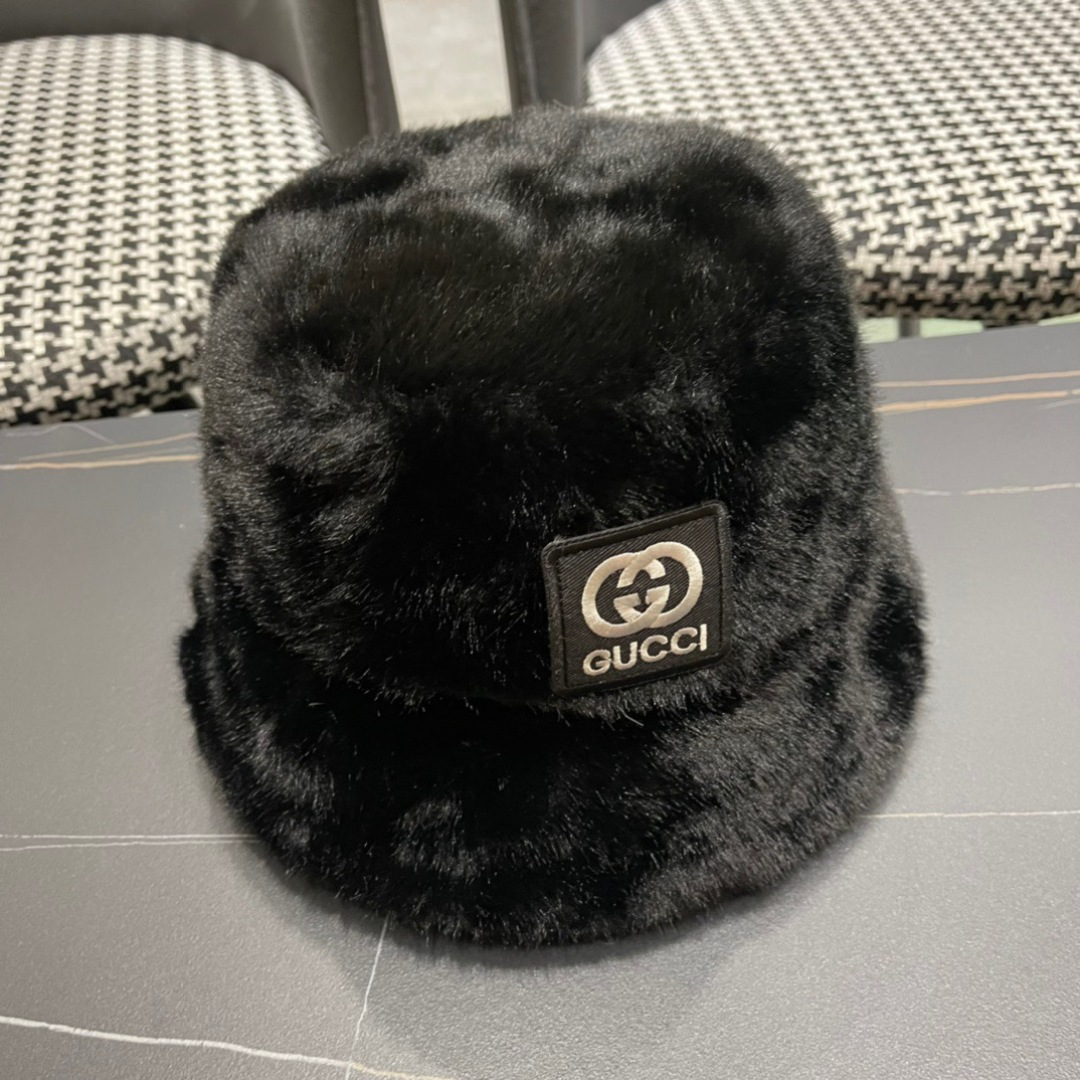 GUCCI古奇 2024秋冬款渔夫帽，毛绒绒的非常舒服 大牌款超好搭配，