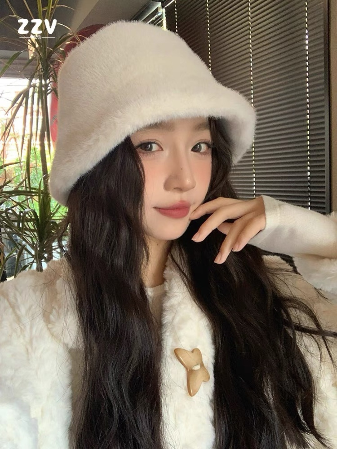 GUCCI古奇 2024秋冬款渔夫帽，毛绒绒的非常舒服 大牌款超好搭配，