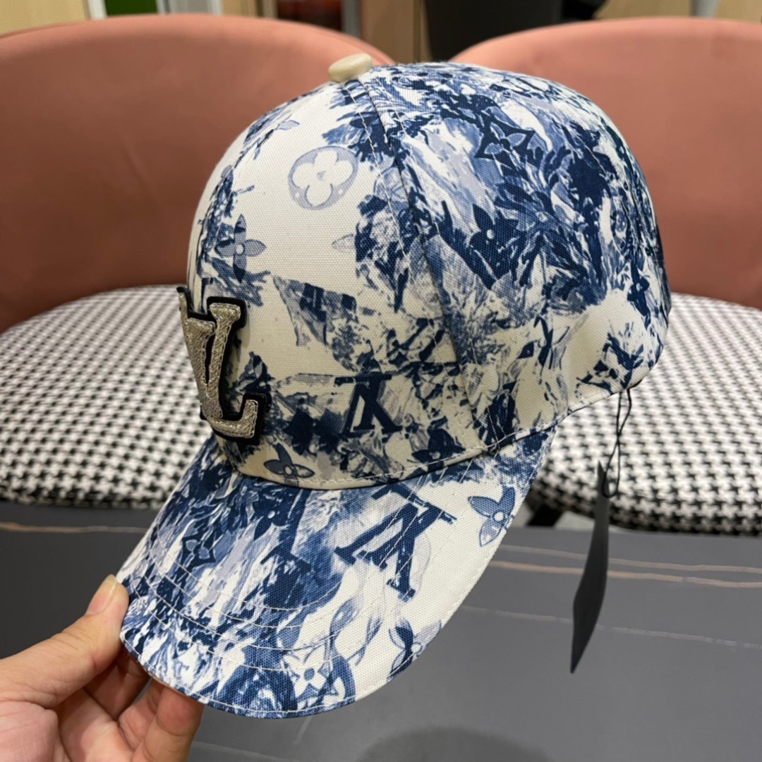  LV(路易威登)新款老花原单棒球帽，11开模订制，做工细致完美，质量超赞，基础头围56，贴片可调节。