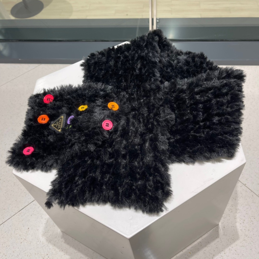 P116 Prada Prada guillotine, warm fur scarf for autumn and winter - 图片 3