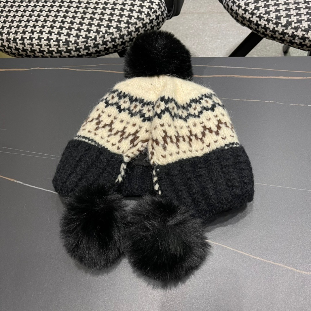  普拉达Prada护耳可爱加绒加厚女可爱保暖针织毛线帽子